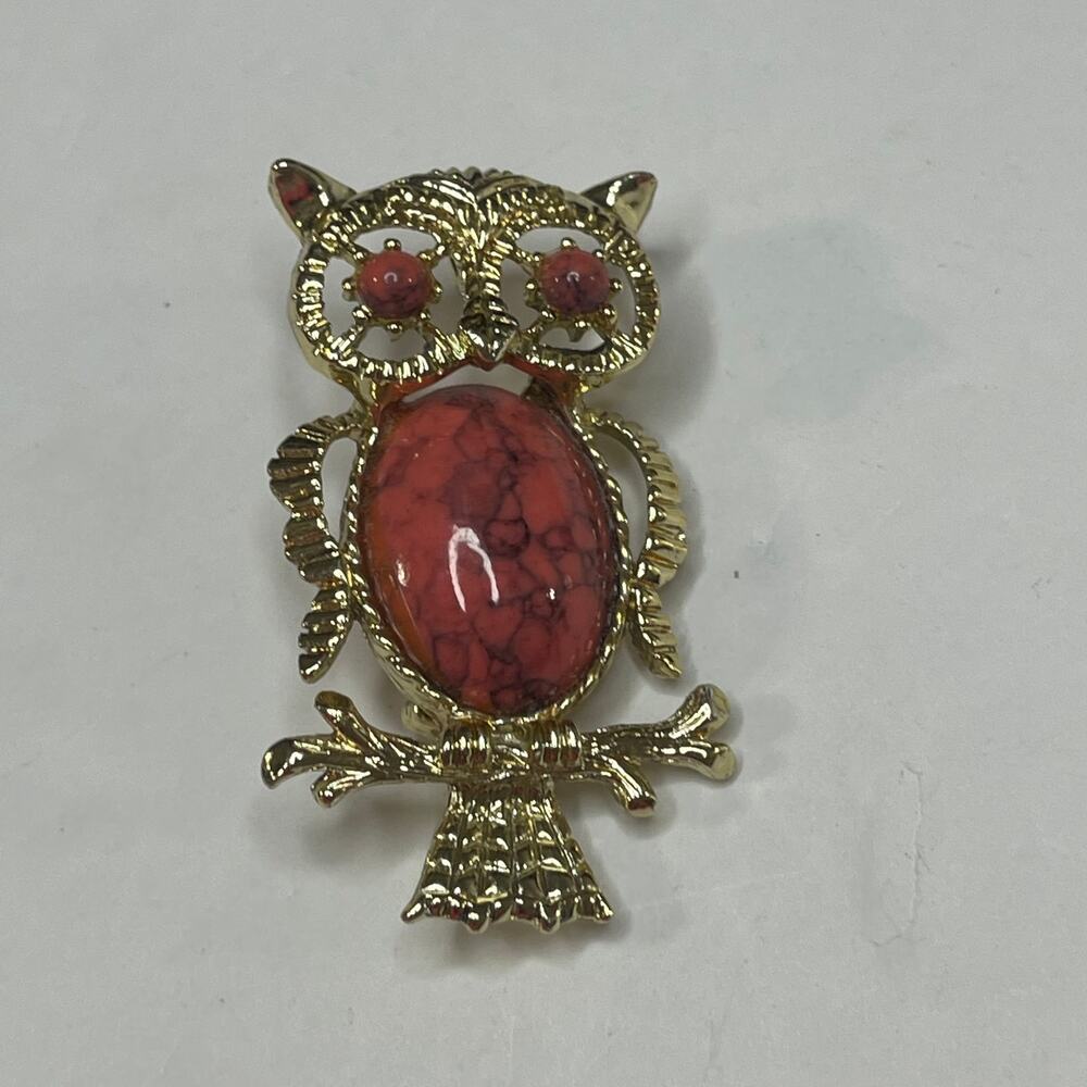 women's jewelry pin brooch burnished gold tone owl burnt orange stone boho
